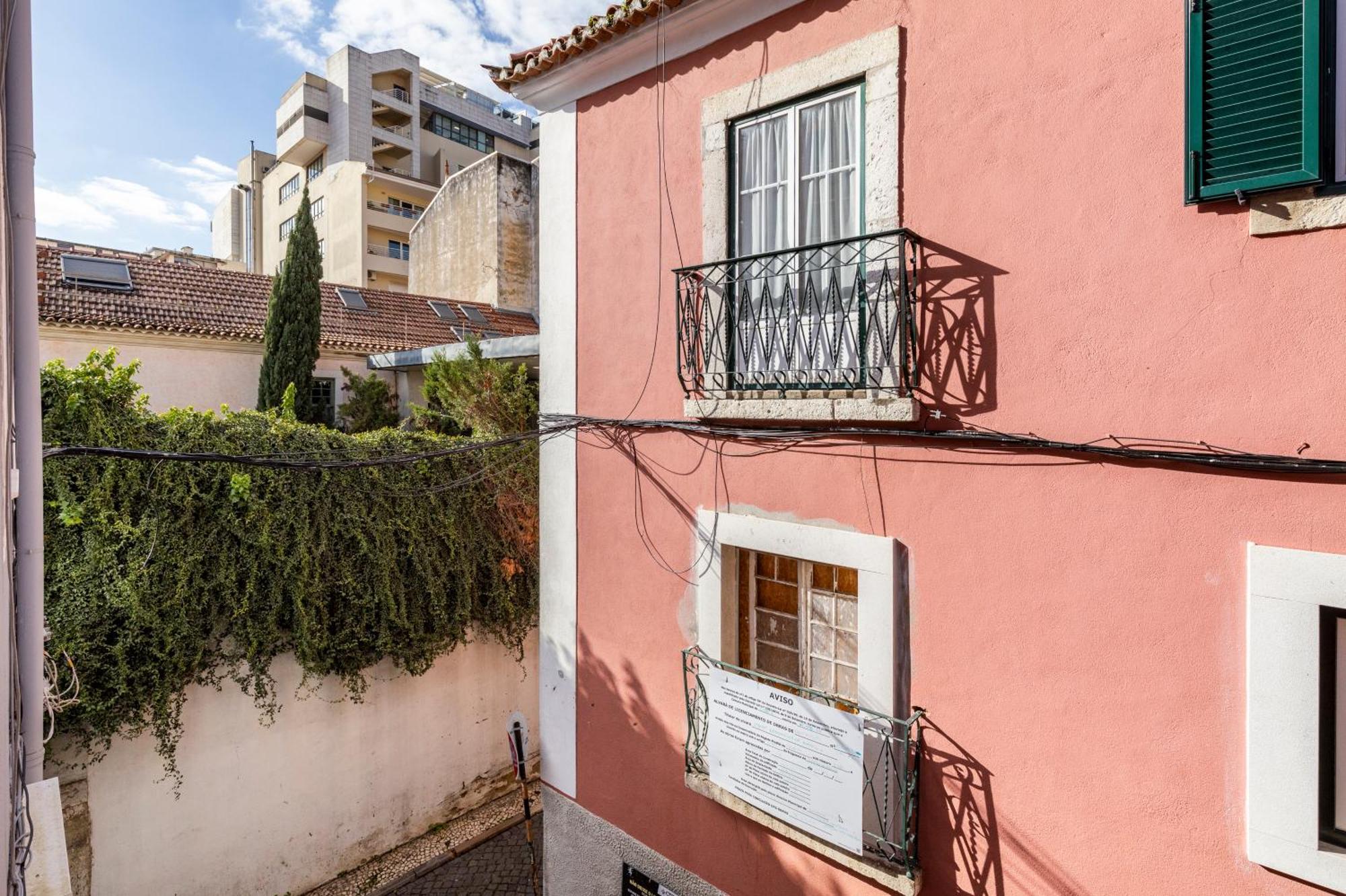 Avenida Da Liberdade Area, Bright And Newly Renovated 2 Bedroom Apartment, Lisbon Historical Center Exterior foto